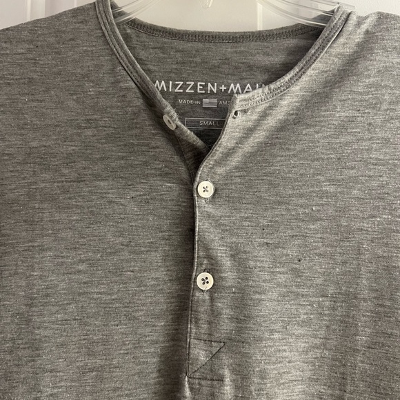 Mizzen + Main short sleeve henley | gray - Picture 2 of 2